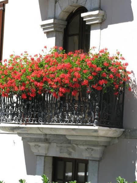 Besiberri Hotel Arties Exterior photo